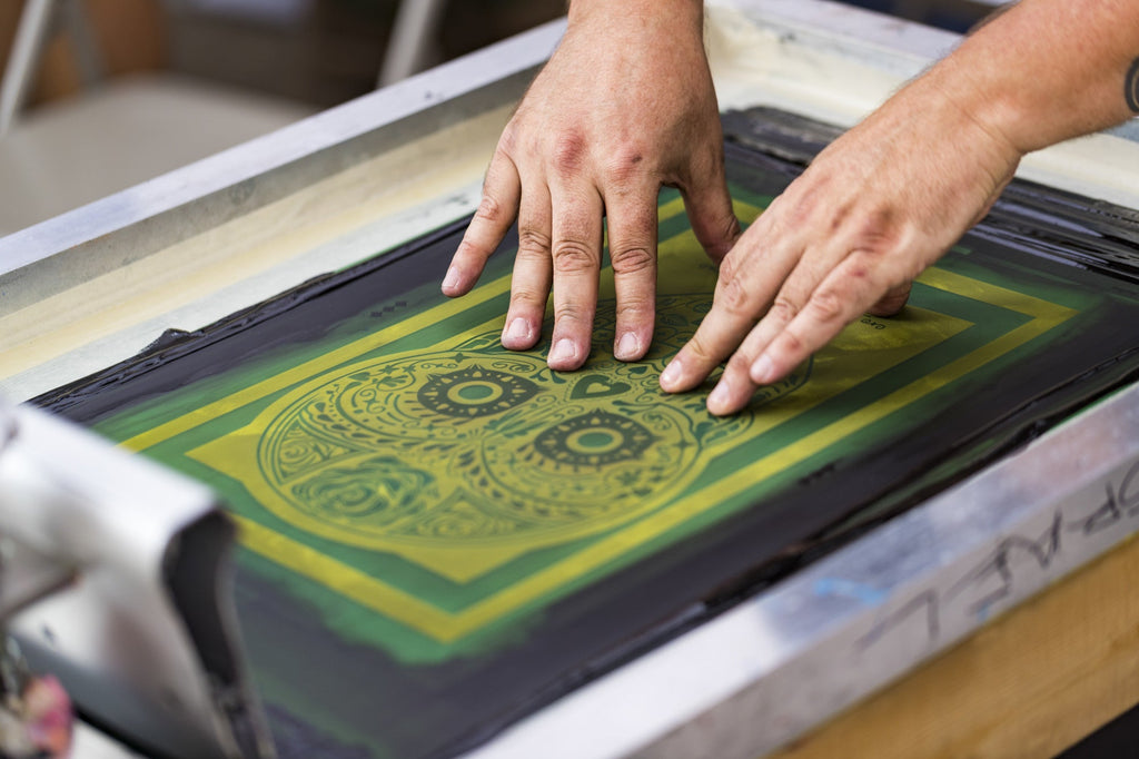 Silkscreen Printing With Metallic-Based Ink: Your Guide